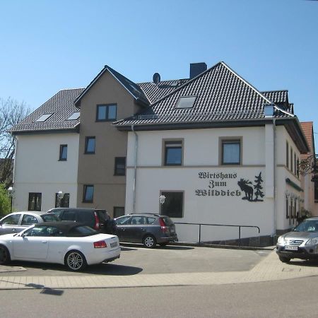 Wirtshaus Zum Wilddieb 바트라페나우 외부 사진